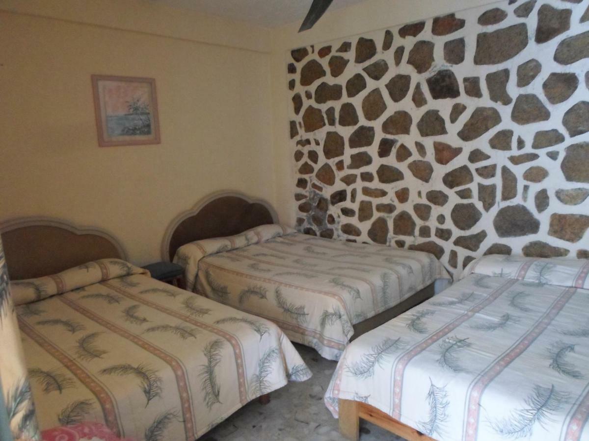 فندق Casa De Huespedes Santa Fe أكابولكو المظهر الخارجي الصورة