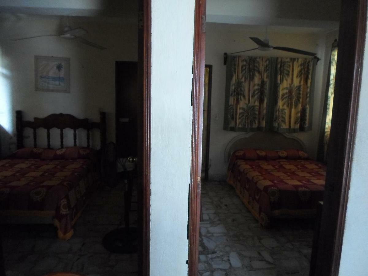 فندق Casa De Huespedes Santa Fe أكابولكو المظهر الخارجي الصورة